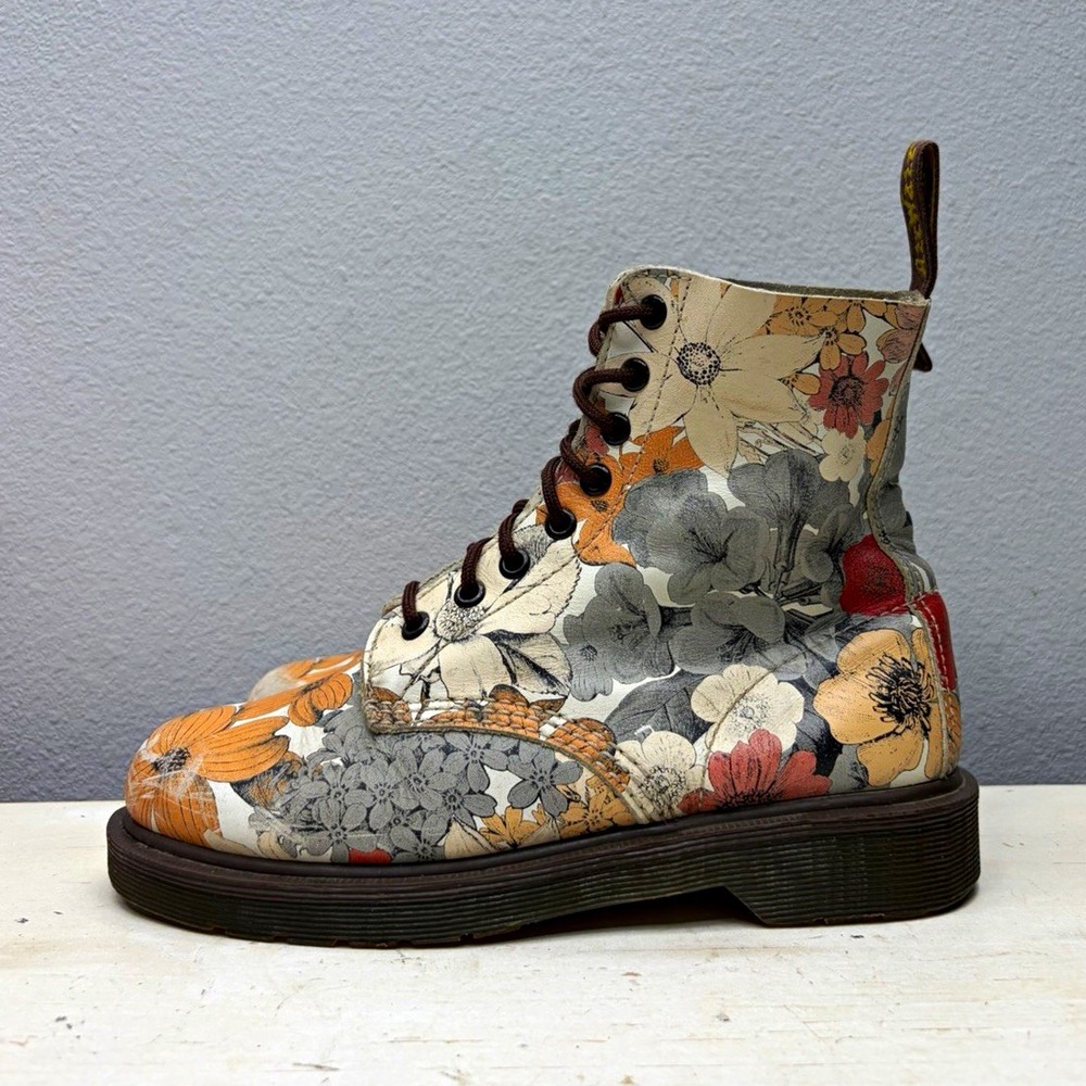 Dr. Martens 1460 Pascal Botanic Floral Boots Size 7